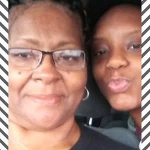 Meet your Posher, Jonell